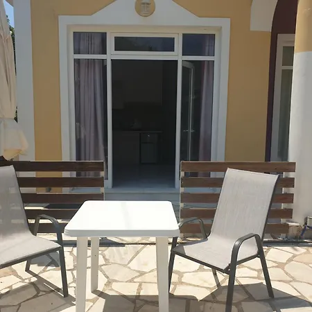 Lejlighed Kouroumalos